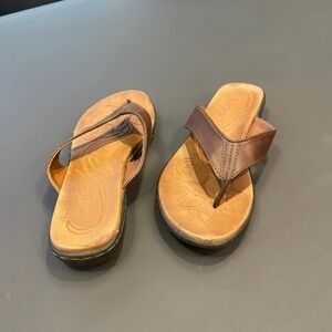boc Brown Thong Sandals